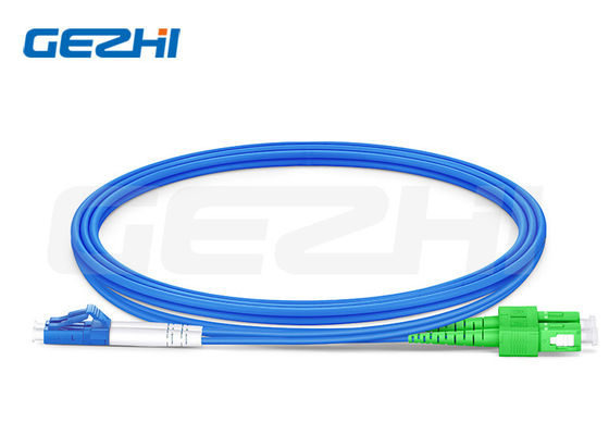 LC UPC a SC APC Duplex OS2 Modo único Blindado LSZH 3,0 mm Cable de parche de fibra para uso en interiores